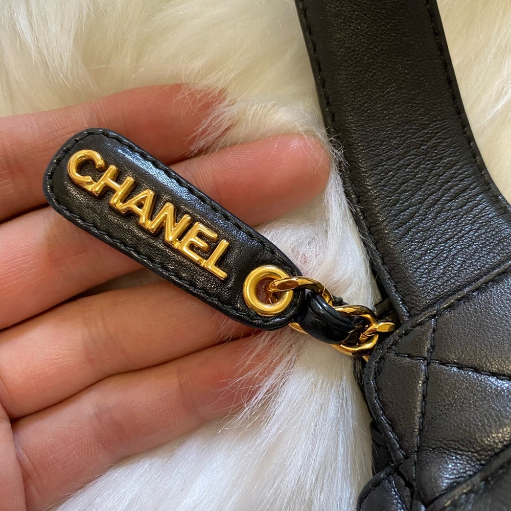 Authentic vintage Chanel lamp skin CC logo handbag - Picture 6 of 11